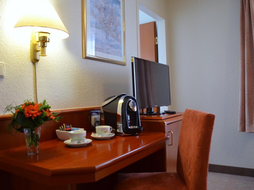 Achat Hotel Schwarzheide Lausitz Exterior foto